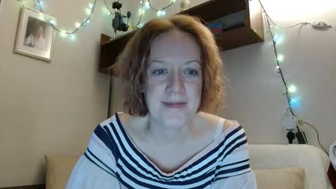 12ennie online show from November 17, 6:03 am