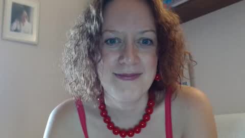 12ennie online show from October 10, 9:58 am