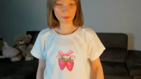 Kira online show from June 14, 6:41 pm