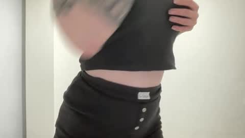 DOVE online show from April 25, 6:05 pm