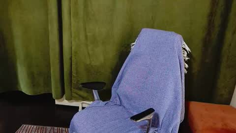    online show from February 22, 2:51 pm