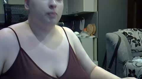 1LINDSEY1 online show from September 22, 6:06 pm