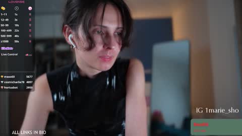 Marie online show from October 30, 6:09 pm