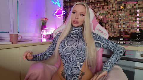     30 NOV  online show from December 11, 12:44 pm