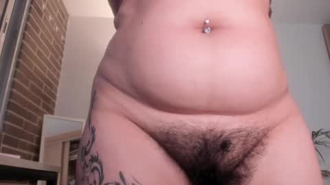 6nalanie online show from December 3, 12:11 am