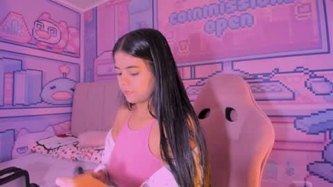 Snapshot of _18alice chatting on February 7, 7:27 pm Alice  online show from February 7, 7:27 pm