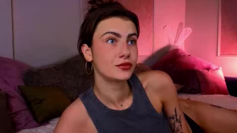 Willow online show from October 25, 10:16 pm