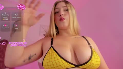 Abby Cooper online show from April 2, 1:36 am