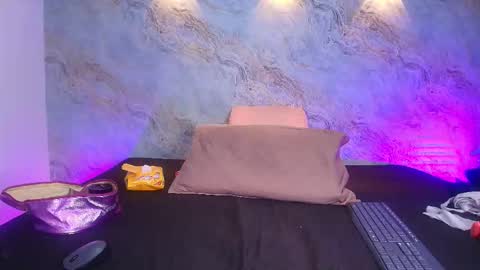 Snapshot of _abby_rouss chatting on October 23, 3:45 am abby rouss online show from October 23, 3:45 am