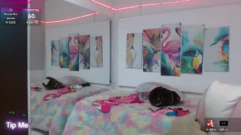 _alegriamartinez_ online show from February 19, 12:44 pm