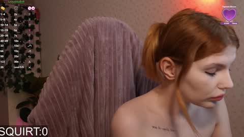 Snapshot of _aleksa chatting on January 16, 8:00 am Alexa online show from January 16, 8:00 am