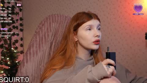 Snapshot of _aleksa chatting on December 23, 7:06 am Alexa online show from December 23, 7:06 am