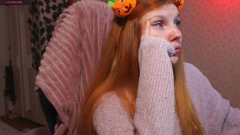 Snapshot of _aleksa chatting on January 4, 5:58 pm Alexa online show from January 4, 5:58 pm