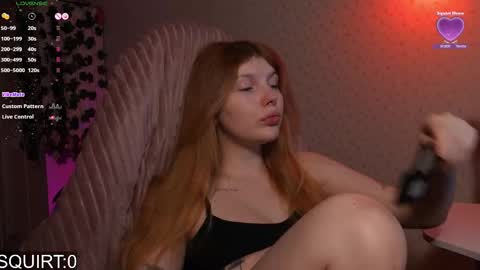 Snapshot of _aleksa chatting on February 18, 5:09 am Alexa online show from February 18, 5:09 am