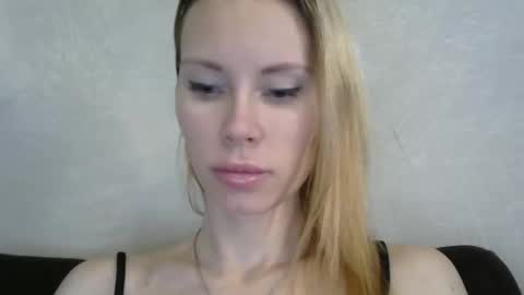 _alex1819 online show from February 3, 7:02 am