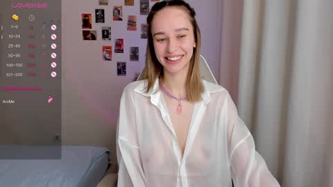 Snapshot of _alissaa_ chatting on February 9, 5:22 pm Alice online show from February 9, 5:22 pm
