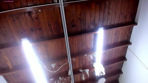 Any online show from February 22, 7:21 pm