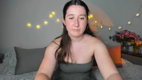 Anna online show from May 24, 7:02 pm