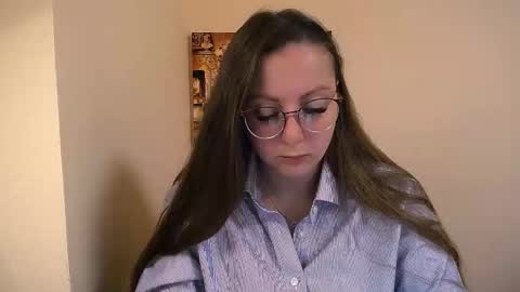 Anna online show from September 25, 7:18 am