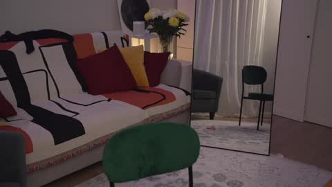 Snapshot of _blackbee_ chatting on January 24, 9:26 pm Lili online show from January 24, 9:26 pm