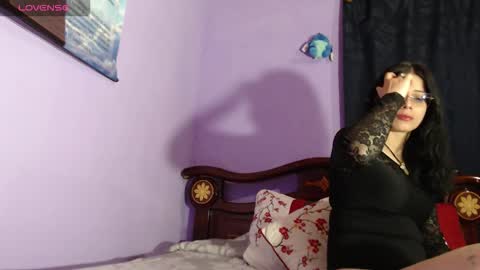 _boombom__ online show from November 9, 1:33 am