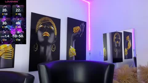 Brenna online show from February 20, 8:25 pm