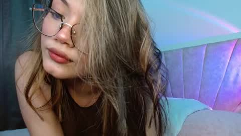 Snapshot of _camilaaa__ chatting on February 17, 2:06 pm   online show from February 17, 2:06 pm