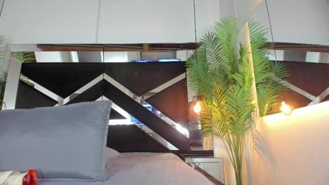 Candy online show from September 29, 6:24 pm