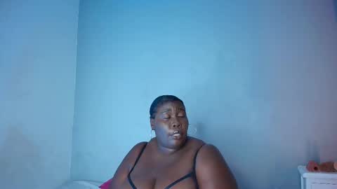 _carolinagomez online show from November 21, 7:38 pm