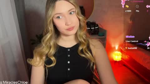 _chloe_miller_ online show from April 13, 6:30 pm