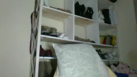 clara online show from May 18, 5:46 am