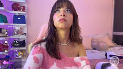 _cute_isabella_ online show from May 26, 12:43 am