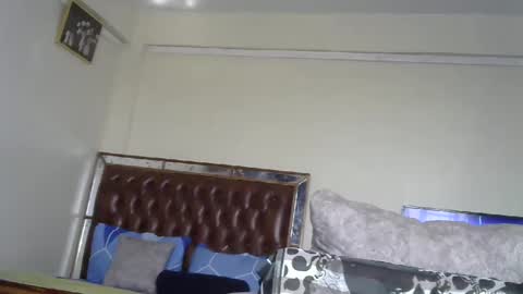 Snapshot of _daddyslittlemonster_ chatting on February 24, 6:25 am lily online show from February 24, 6:25 am