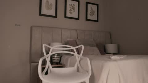 Dakota online show from March 31, 7:36 pm