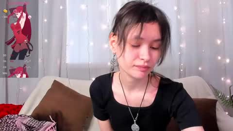 _emily__strike_ online show from March 8, 9:13 am