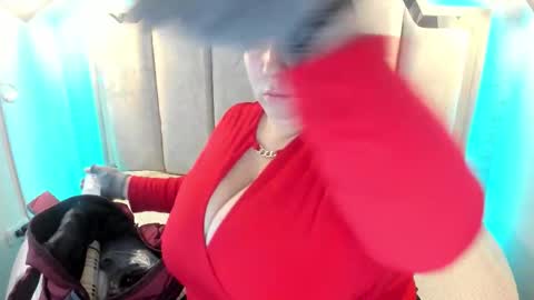 Emily  online show from September 15, 11:18 am