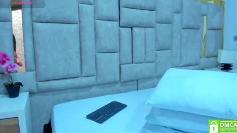 _eris_rose online show from November 18, 7:04 pm