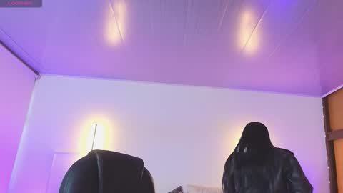  Juliana   Gaby   Kloe online show from November 10, 11:05 am