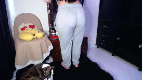 valeryindependent model online show from September 19, 7:02 pm