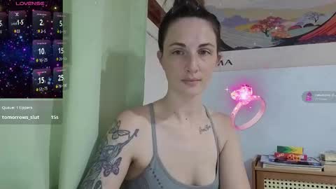 Goddess Aurora online show from November 10, 9:15 am