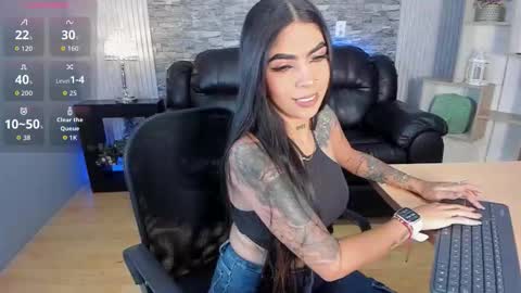 Hanna online show from February 10, 7:28 pm