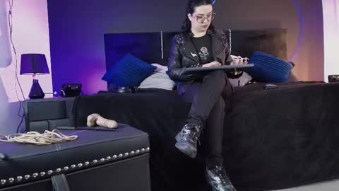 Miss Jade online show from March 28, 11:43 am