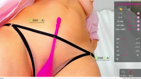 _justcallme_ online show from February 5, 9:07 pm