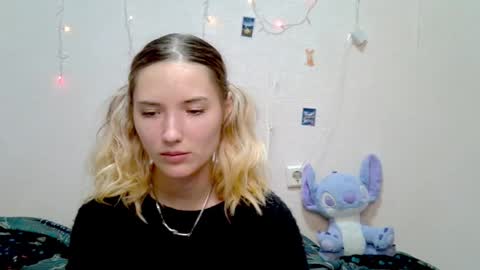 Snapshot of _kikiclark_ chatting on September 24, 8:52 pm _kikiclark_ online show from September 24, 8:52 pm