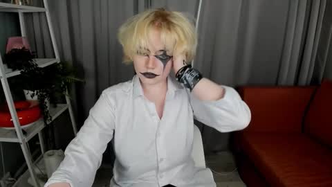 Li online show from September 11, 8:42 pm