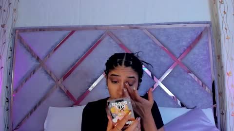 Lanna  online show from March 7, 11:51 am