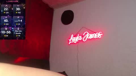 Snapshot of _leyla_james_ chatting on September 21, 5:28 am leyla online show from September 21, 5:28 am