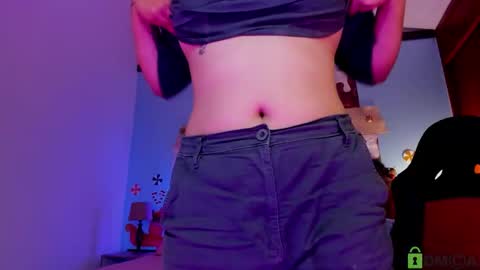 Liily online show from December 20, 8:13 pm