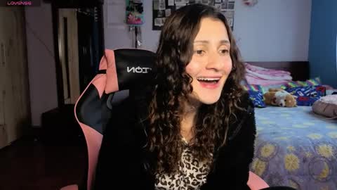 Lindasy online show from April 5, 9:36 pm