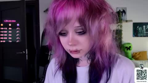 Lolly online show from September 19, 12:59 pm